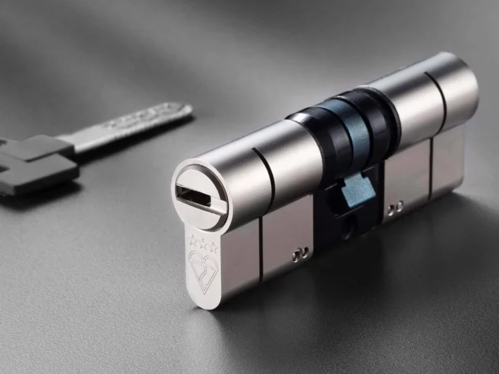 Revolutionize Your Security with Our KM 3 Star Cylinder - A Lock Above the Rest